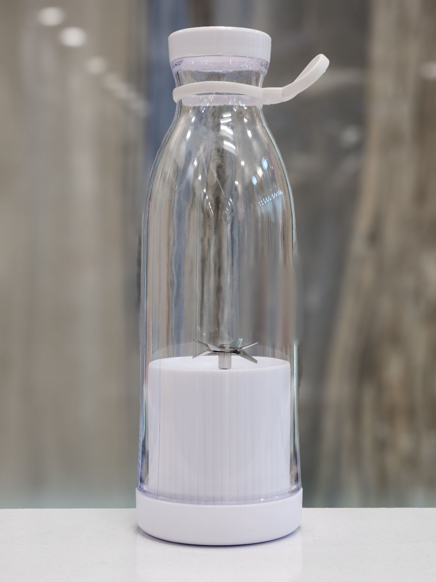 شیکر شارژی مدل Mini Juice