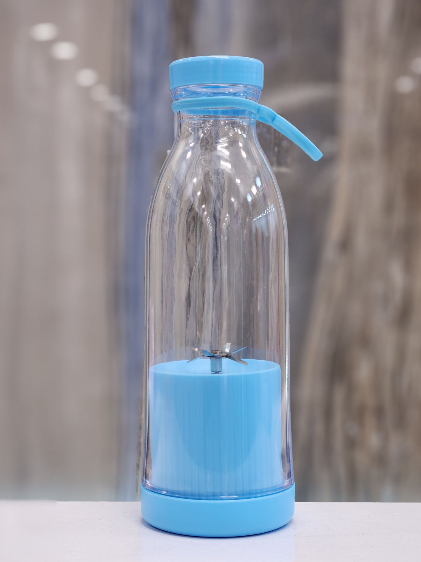 شیکر شارژی مدل Mini Juice